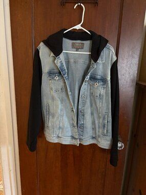 Torrid Denim Jacket Hoodie, Size 3 (size 22/24 equivalent)